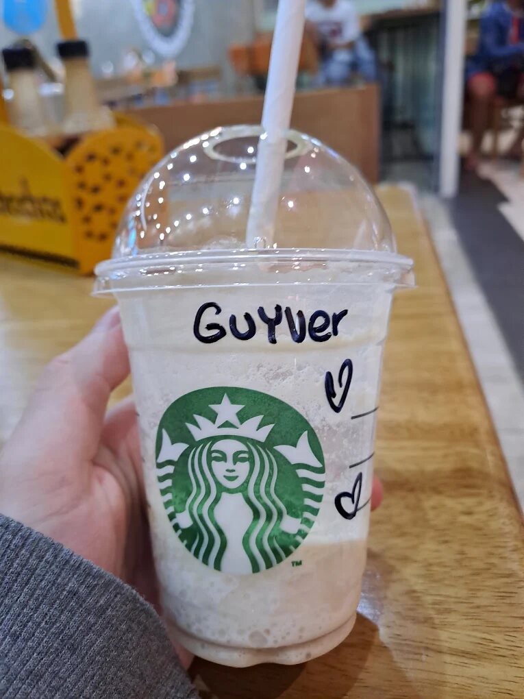 Starbucks Cresta photo 2